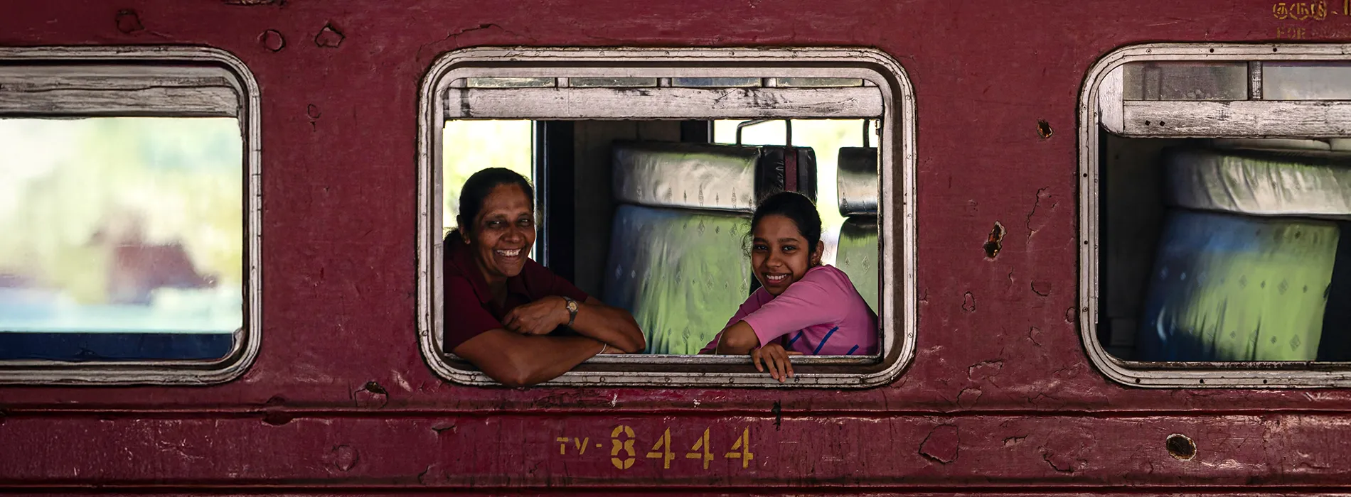 Train_SL_famille_1900 Passagers d'un train au Sri Lanka