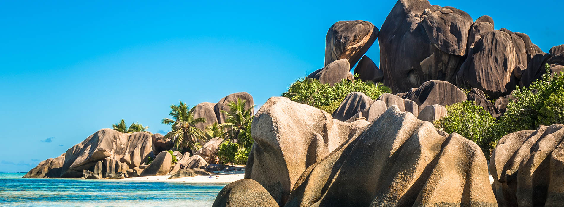 La Digue Source d'argent 1900x700