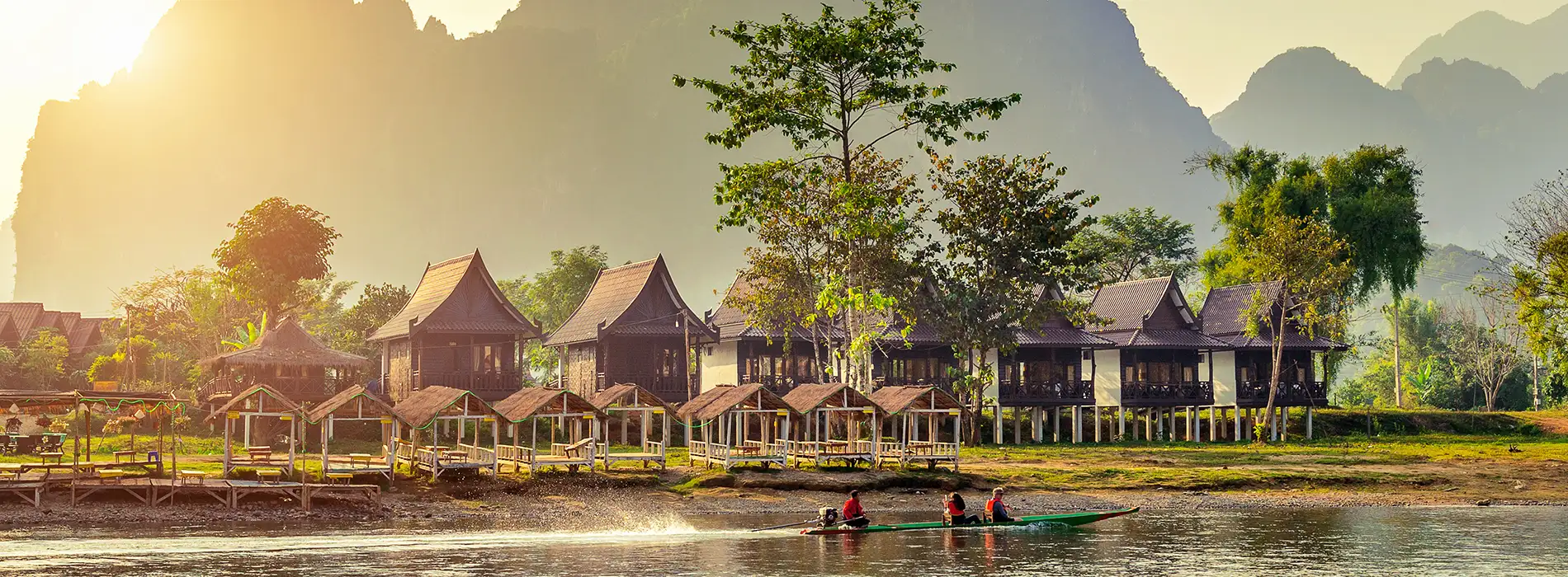 Vang Vieng Laos 1900x700