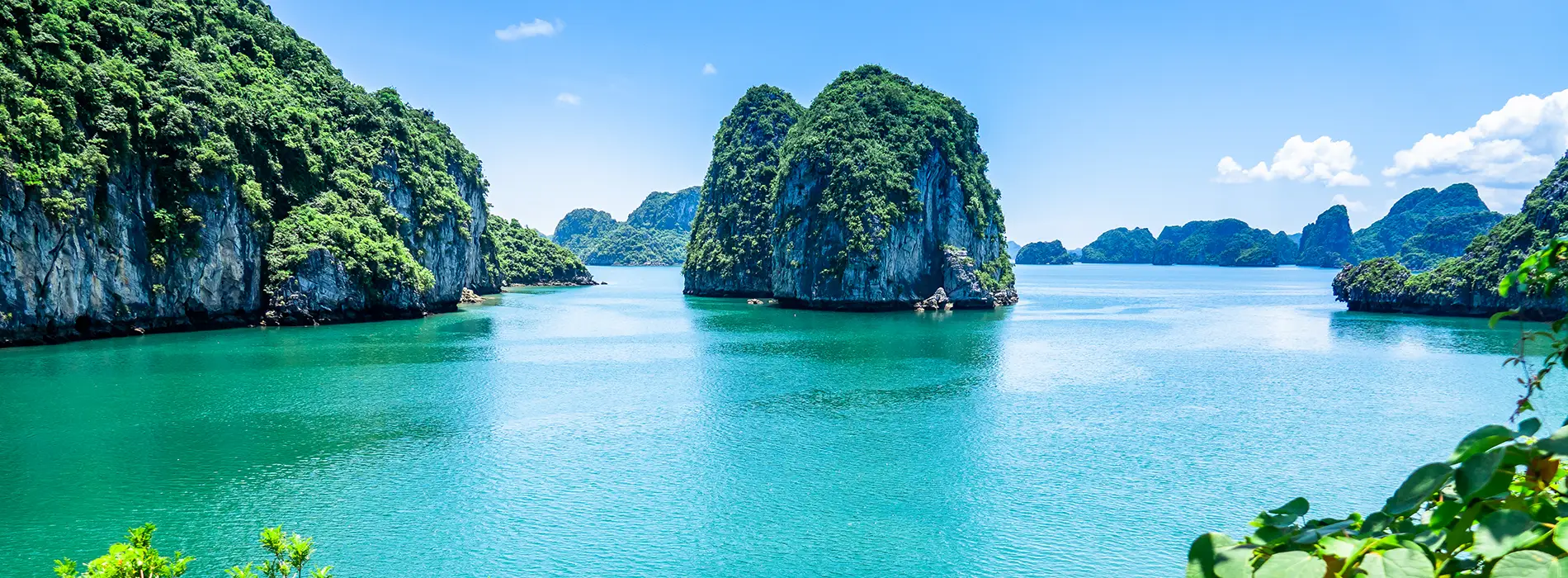 Bai Tu Long Bay1900
